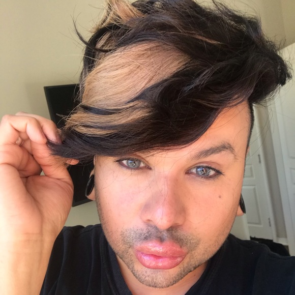 Meet your Posher, Luis - Picture 2 of 4